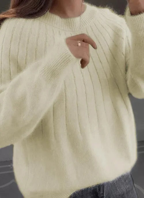 Sofia | Crewneck Sweater with Fluffy Collar