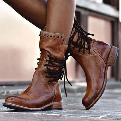 Sofia | Chic laced boots
