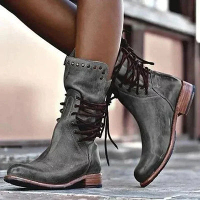 Sofia | Chic laced boots