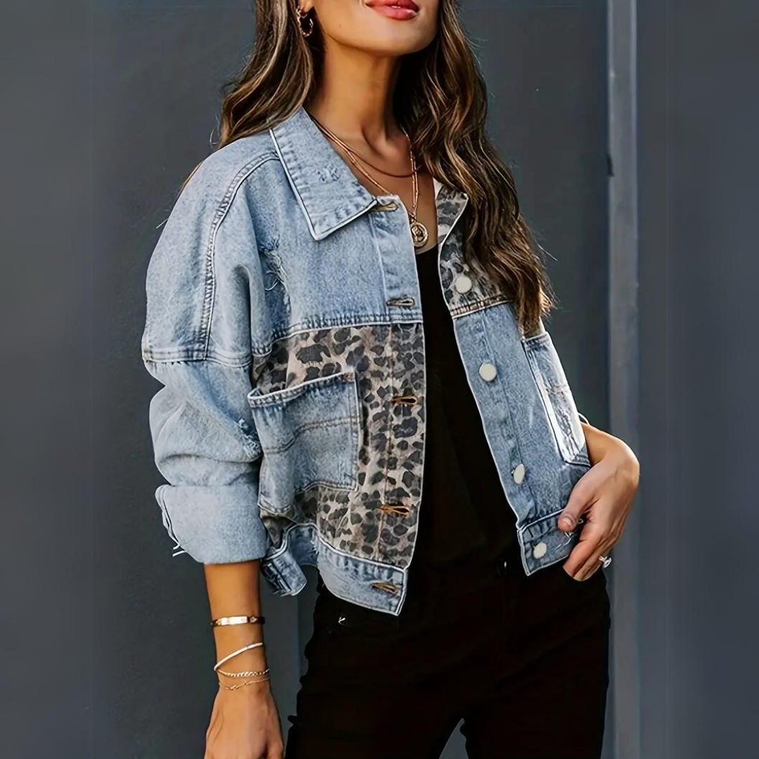 Sofia | Trendy denim jacket with leopard print