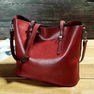 Sofia | Vintage-style leather shoulder bag
