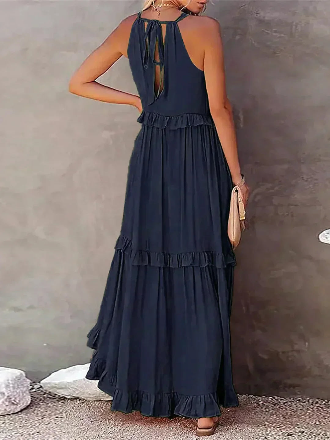 Sofia | Maxi dress with halter neck and ruffles