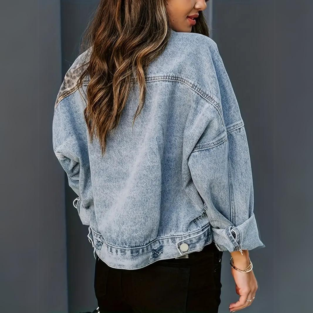 Sofia | Trendy denim jacket with leopard print