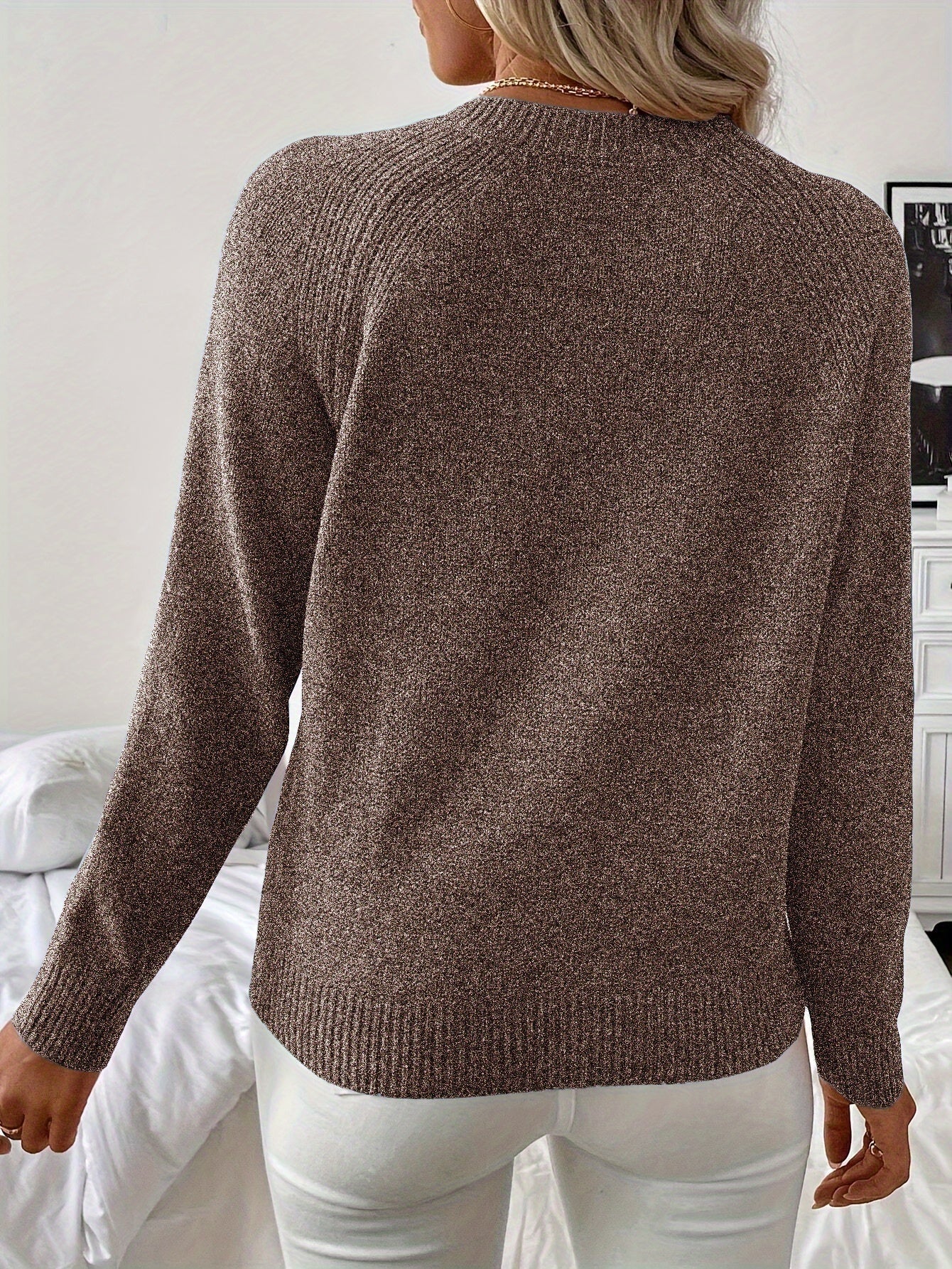 Sofia | Elegant Knitted Sweater with Pearl Details