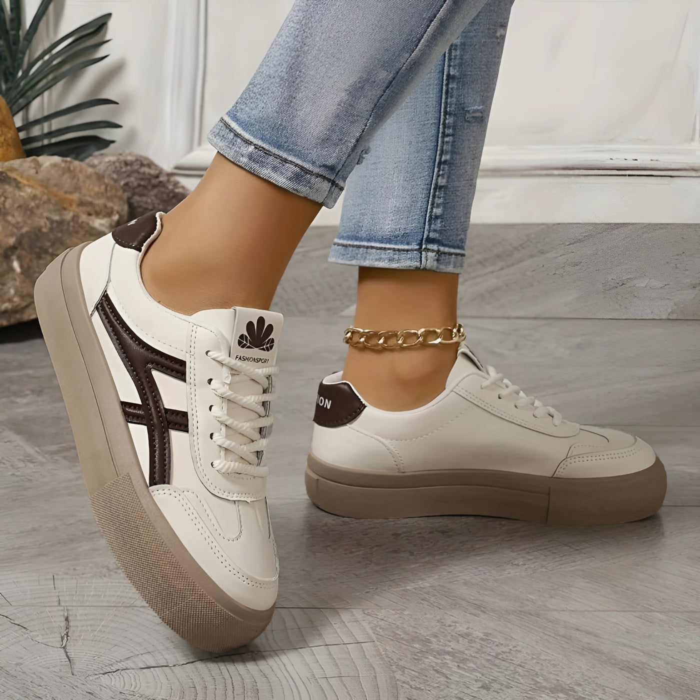 Sofia | Orthopaedic trainers