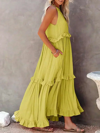 Sofia | Maxi dress with halter neck and ruffles