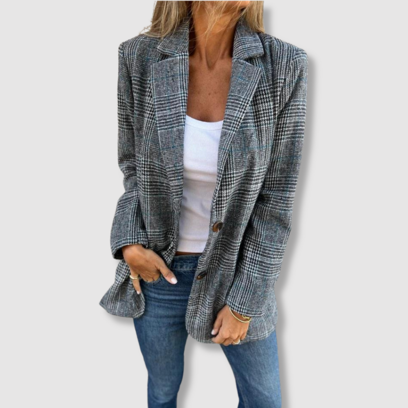 Sofia | Stylish checkered blazer