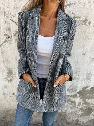 Sofia | Stylish checkered blazer