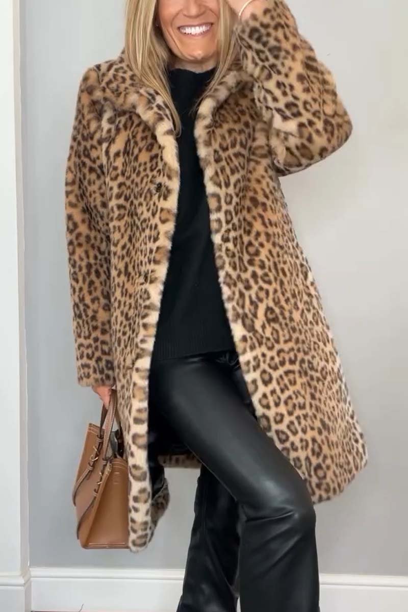 Sofia | Cosy long coat with leopard print