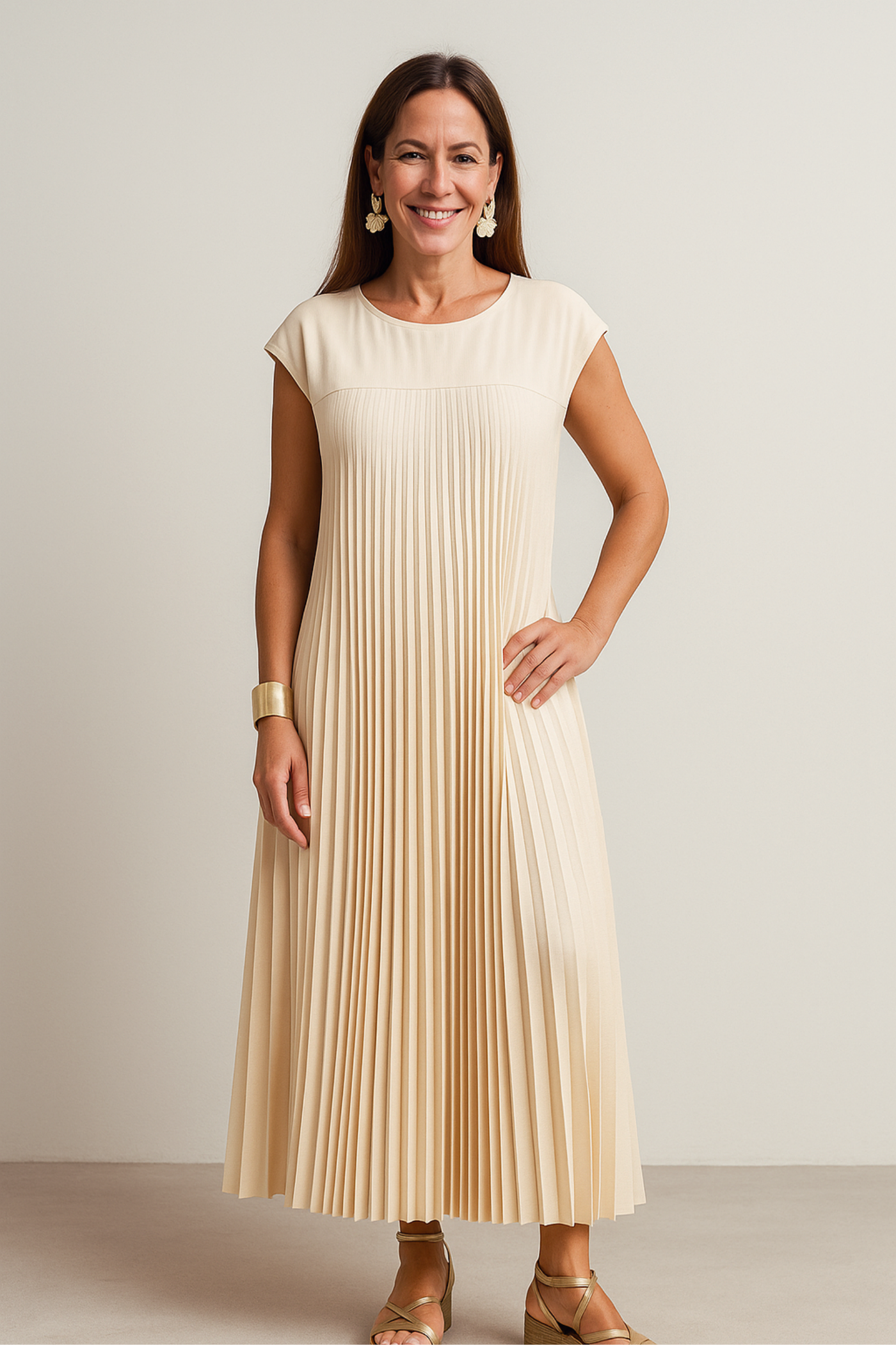 Sofia | Timeless and comfortable pleated dress