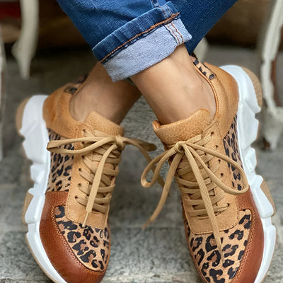 Sofia | Stylish sneakers in leopard print