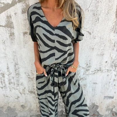 Sofia | Loose zebra 2-piece set